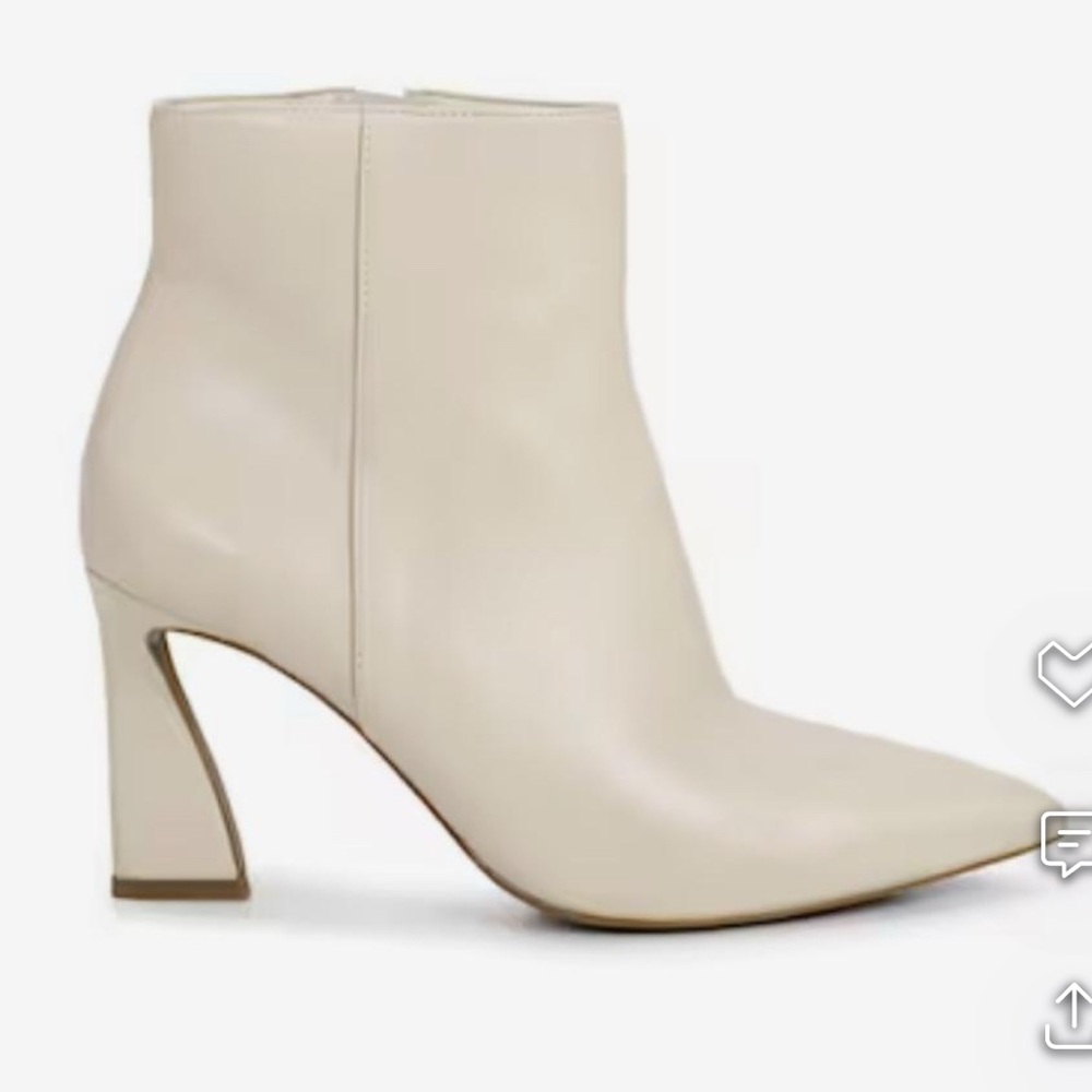 Elegant Cream Ankle Boots 7.5